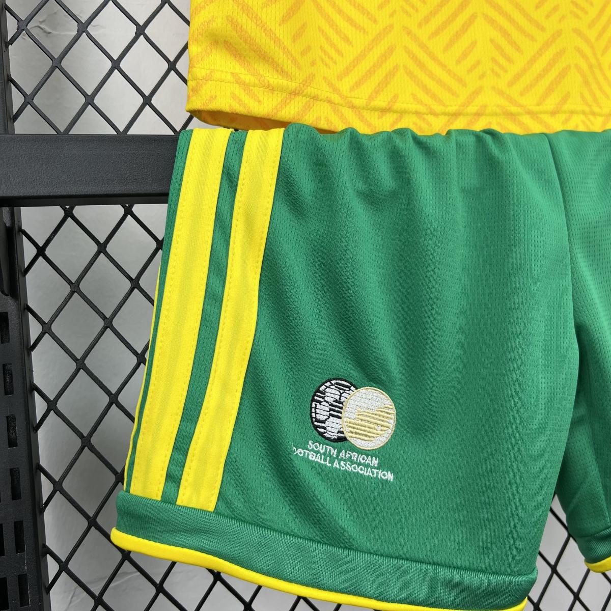 Kit enfant Afrique du Sud DOM Coupe Du Monde 2026 - Choppe ton maillot