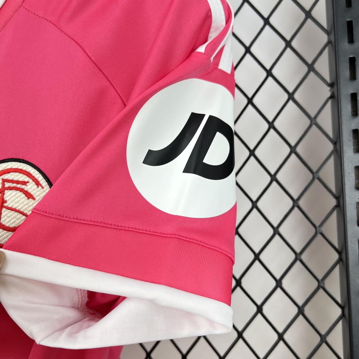 Séville - Édition Spéciale Rose 26/27 - choppe ton maillot