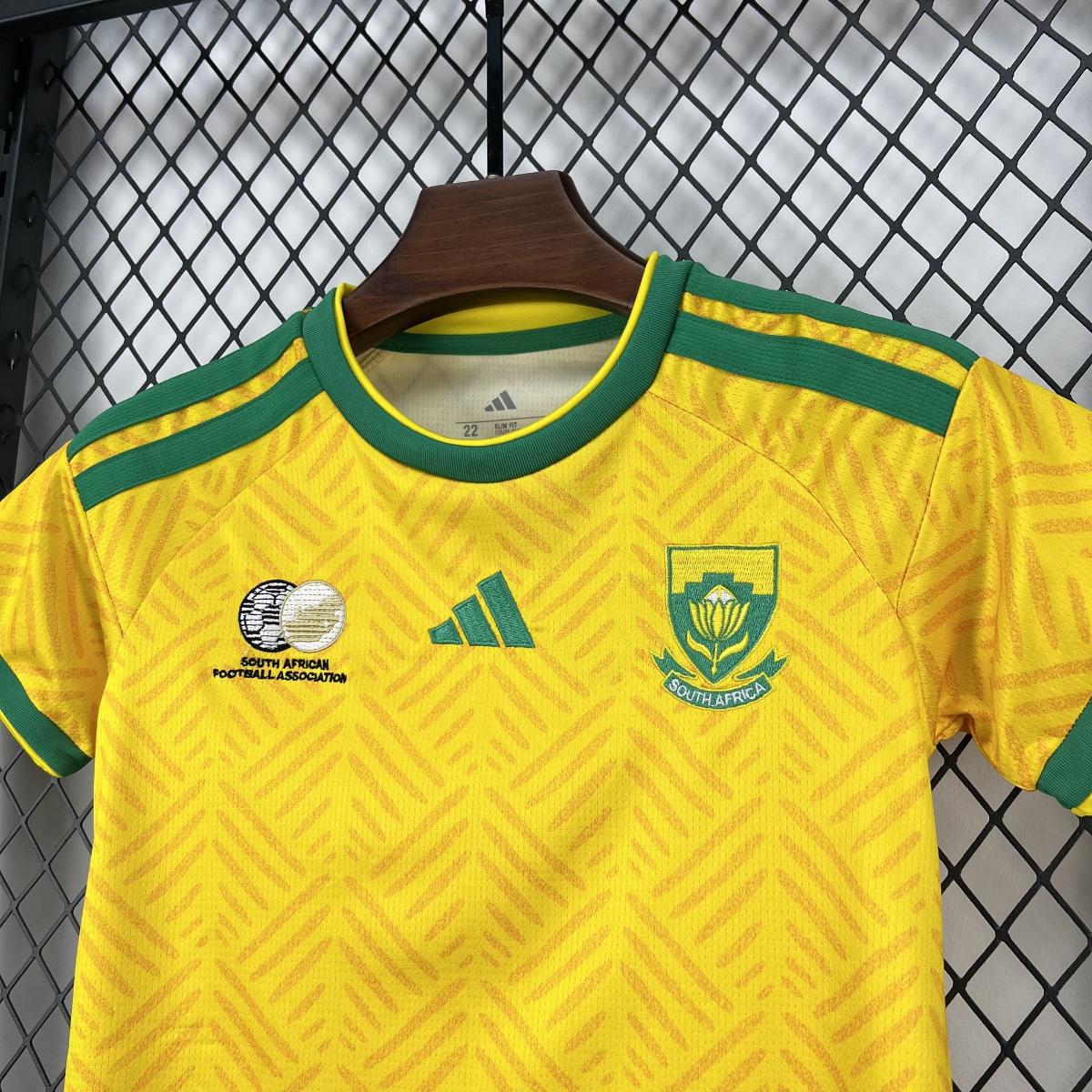 Kit enfant Afrique du Sud DOM Coupe Du Monde 2026 - Choppe ton maillot