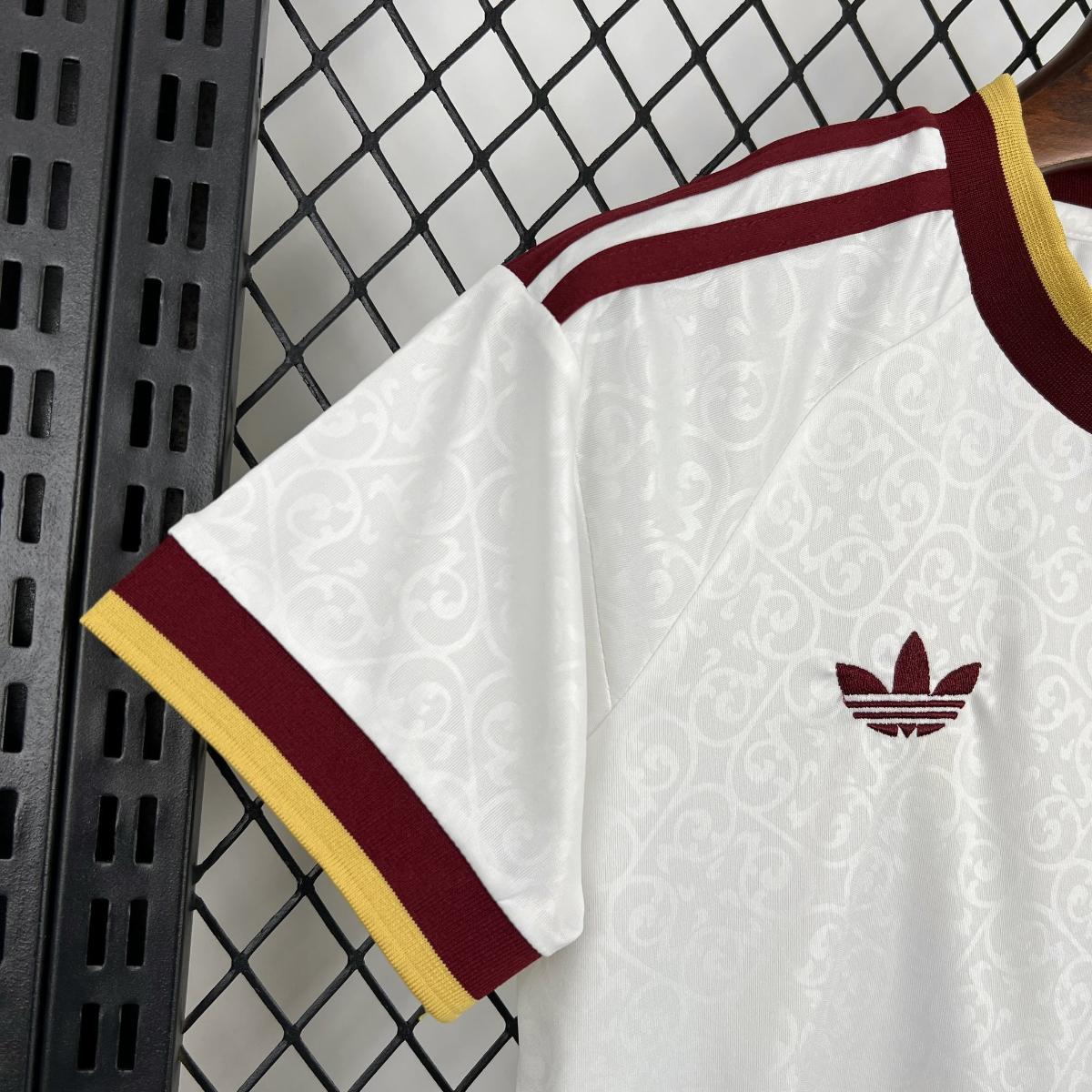 Kit enfant Espagne EXT Coupe Du Monde 2026 - Choppe ton maillot