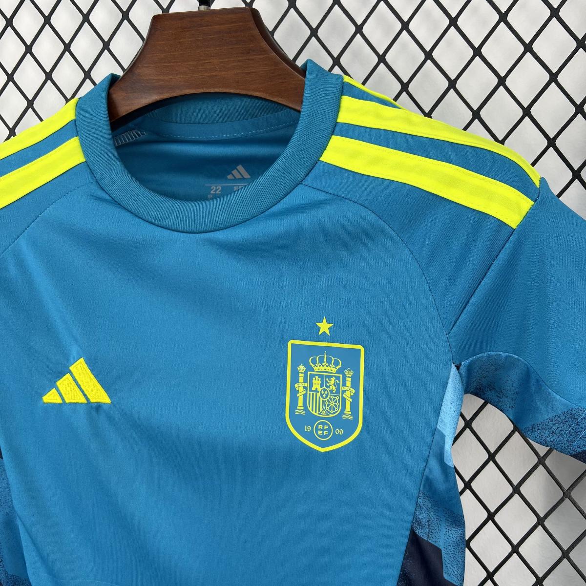 Kit enfant Espagne Goalkeeper Coupe Du Monde 2026 - Choppe ton maillot