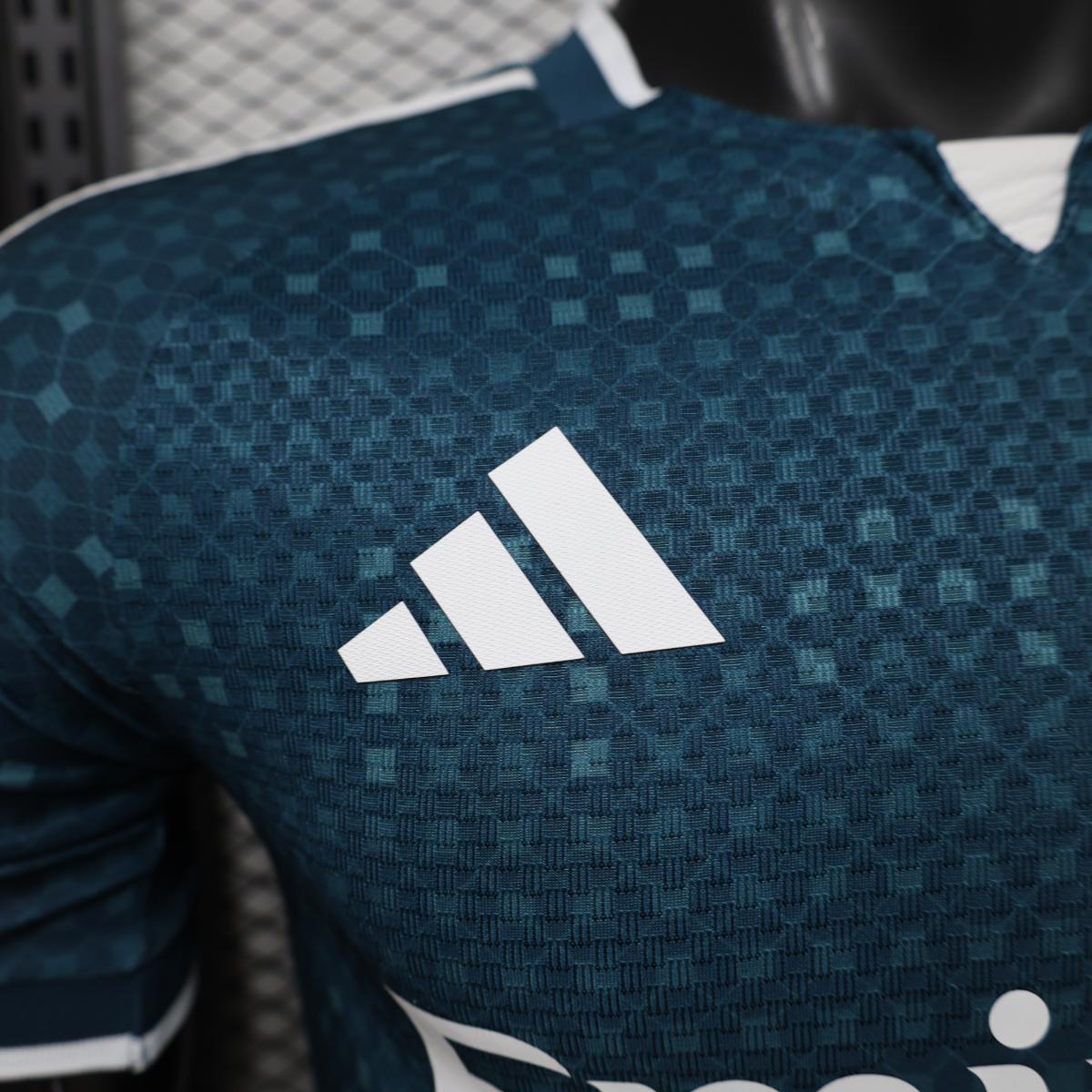 Real Madrid - Extérieur Player 26/27 - choppe ton maillot