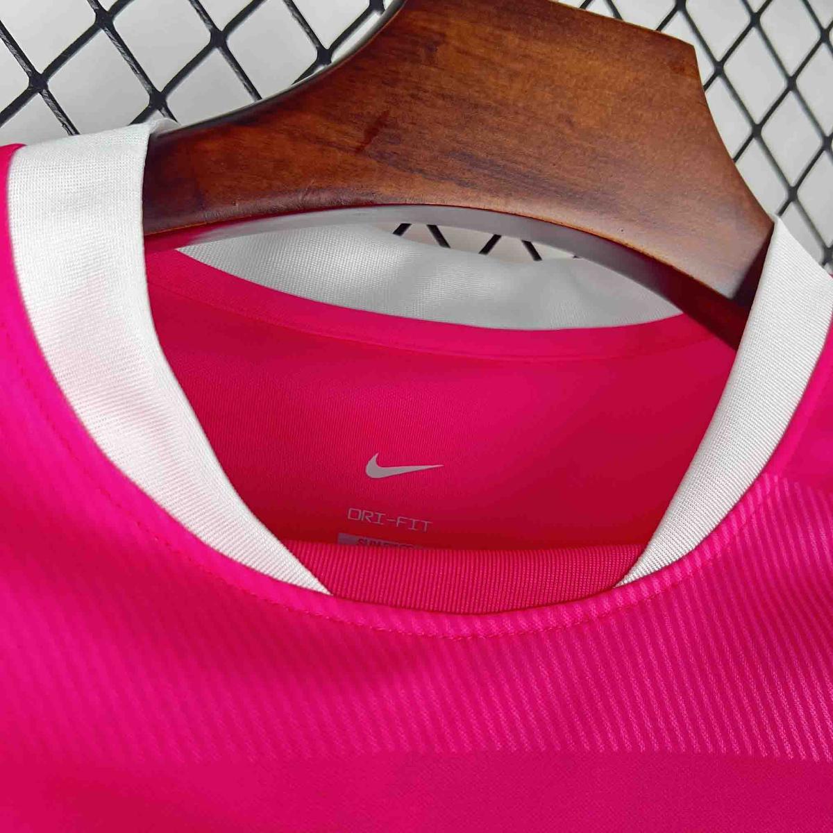 Sporting Lisbonne - Édition Spéciale Rose 26/27 - Choppe ton maillot
