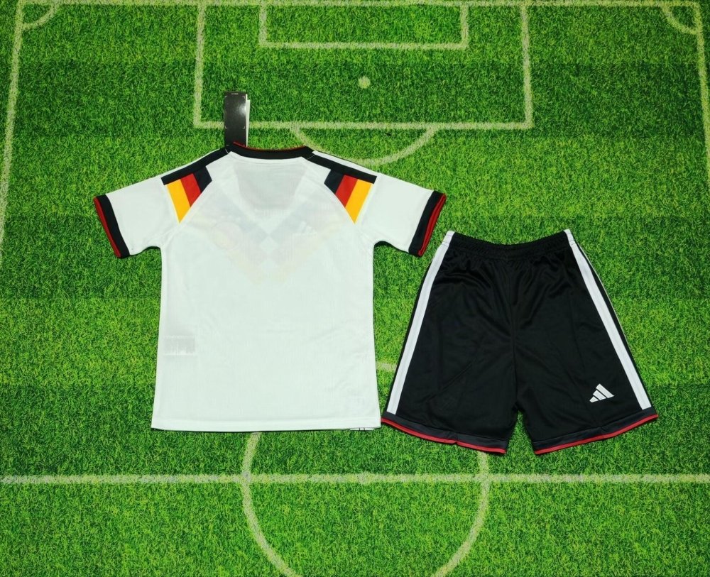 Kit enfant Allemagne DOM Coupe du Monde 2026 - Choppe ton maillot