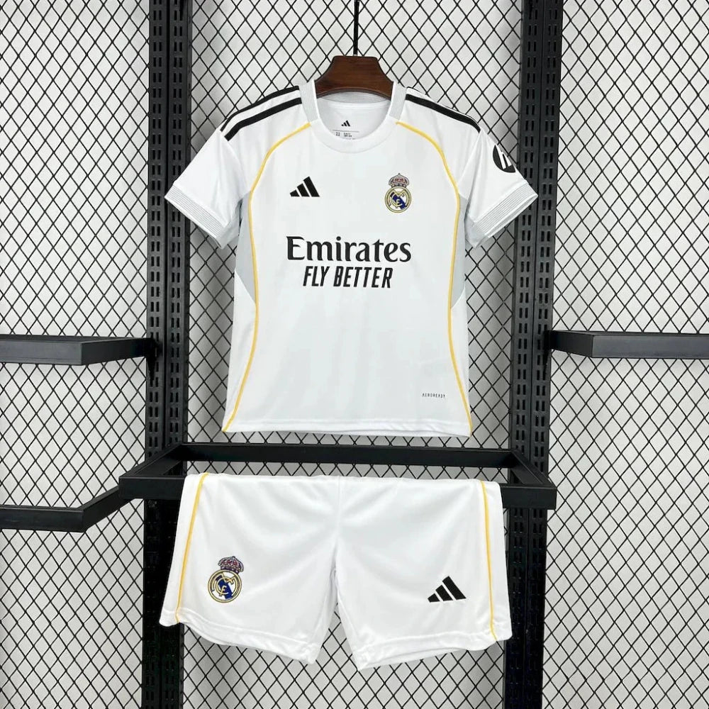 Kit enfant Real Madrid DOM 25/26 - Choppe ton maillot